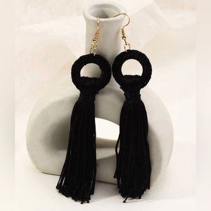 Black Tassel Decor Earrings